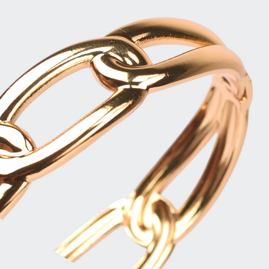 Chainlight Charm Bangle