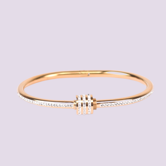Interlink Luxe Bangle