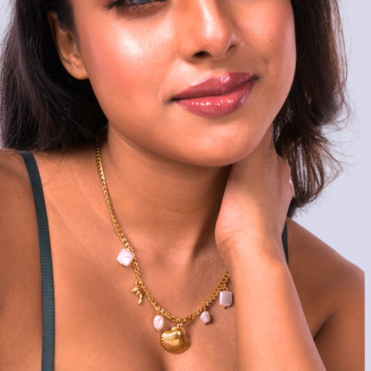 Pearls & Tides Pendant Necklace