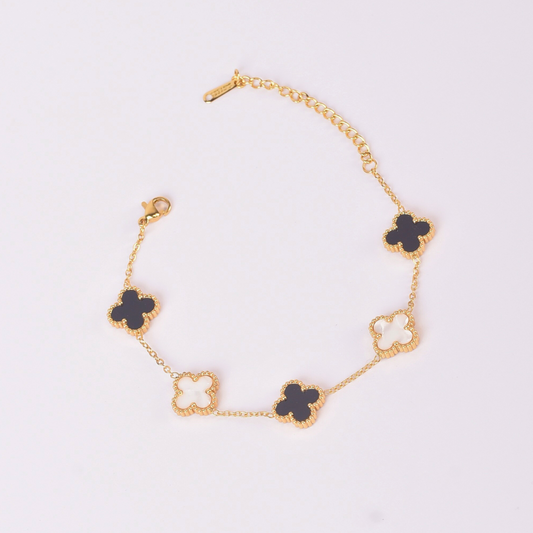 Black & White Aesthetic Clover Bracelet