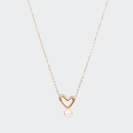 Amora Pearl Pendant Necklace